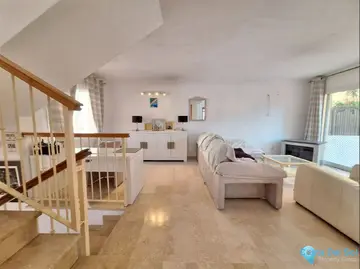 4 bedroom House for Sale in Nueva Andalucía-16809