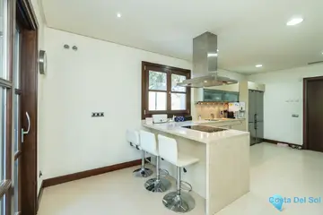 4 bedroom House for Sale in El Paraiso-41995