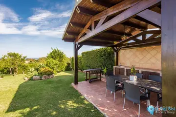 6 bedroom House for Sale in Churriana-42001