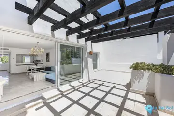 2 bedroom Apartment for Sale in Río Real-101412