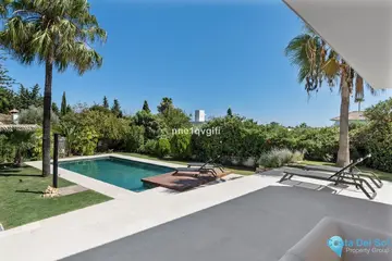 4 bedroom House for Sale in Guadalmina Alta-42082