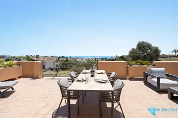 2 bedroom Apartment for Sale in Selwo