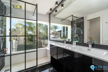 4 bedroom Apartment for Sale in Puerto Banús-42176