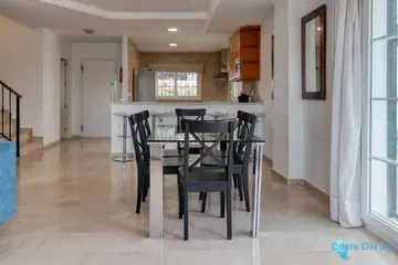 4 bedroom House for Sale in Alhaurín de la Torre-101432
