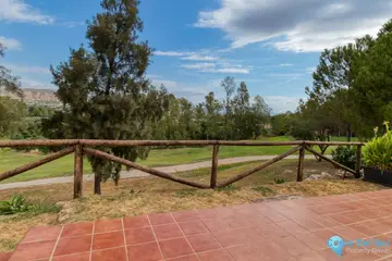 4 bedroom House for Sale in Alhaurín de la Torre-101426