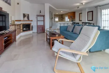 4 bedroom House for Sale in Alhaurín de la Torre-101431
