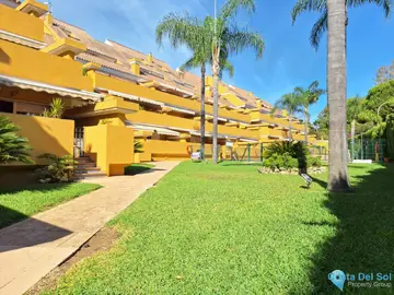 2 bedroom Apartment for Sale in Elviria-16853