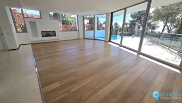 5 bedroom House for Sale in The Golden Mile-42458
