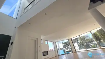 5 bedroom House for Sale in The Golden Mile-42463