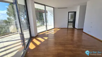 5 bedroom House for Sale in The Golden Mile-42464