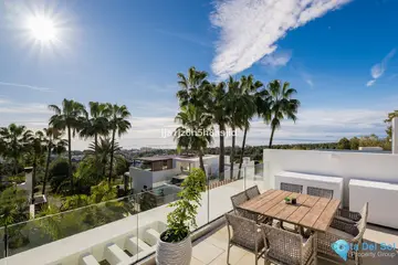 4 bedroom House for Sale in Sierra Blanca
