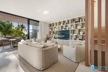 4 bedroom House for Sale in Sierra Blanca-42530