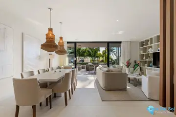4 bedroom House for Sale in Sierra Blanca-42532