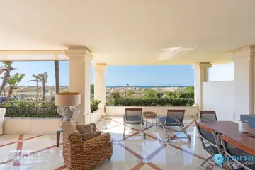 3 bedroom Apartment for Sale in Los Monteros-42600