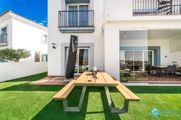 3 bedroom Apartment for Sale in El Paraiso