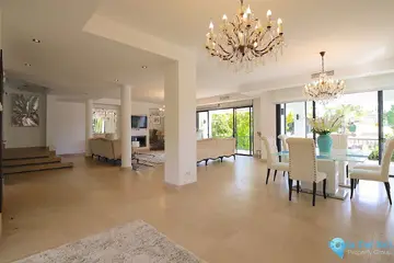 6 bedroom House for Sale in Nueva Andalucía-42758