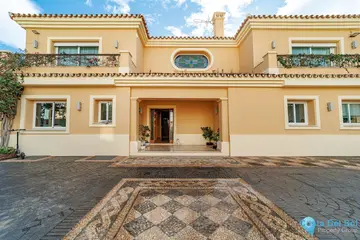 8 bedroom House for Sale in Marbella-42838