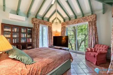 6 bedroom House for Sale in Benahavís-42936