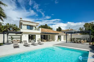 4 bedroom House for Sale in Cortijo Blanco-42958
