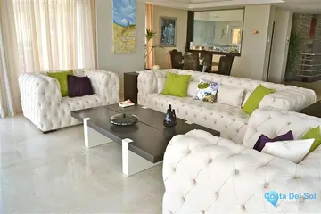 5 bedroom House for Sale in La Duquesa-42979