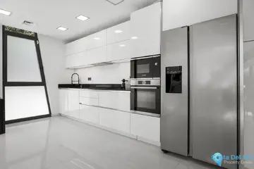 5 bedroom House for Sale in Nueva Andalucía-43062