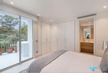 3 bedroom Apartment for Sale in The Golden Mile-43083
