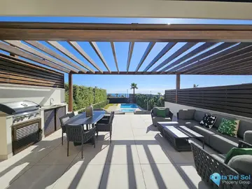 4 bedroom House for Sale in New Golden Mile-43155