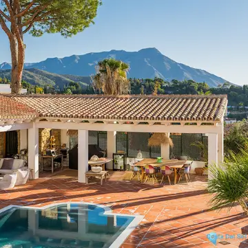 4 bedroom House for Sale in El Madroñal-43195