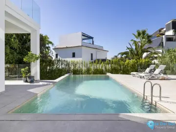 5 bedroom House for Sale in Marbesa-43224