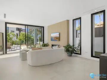 5 bedroom House for Sale in Marbesa-43232