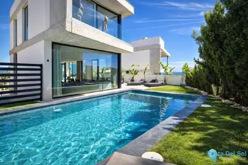 2 bedroom House for Sale in Nueva Andalucía