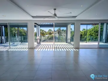 5 bedroom House for Sale in Nueva Andalucía-43273