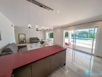 5 bedroom House for Sale in Nueva Andalucía-43277