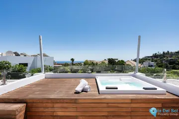 5 bedroom House for Sale in La Quinta-43311