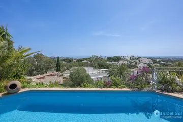 6 bedroom House for Sale in Benahavís-43361