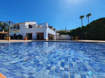 11 bedroom House for Sale in San Enrique