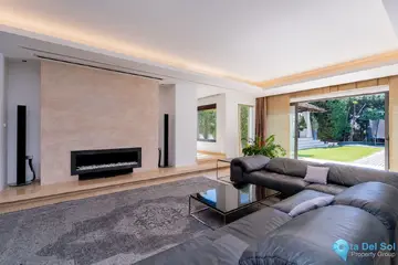 5 bedroom House for Sale in Costalita-43464