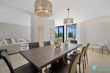 5 bedroom House for Sale in Nueva Andalucía-43471