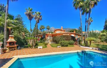 6 bedroom House for Sale in Nagüeles