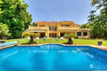5 bedroom House for Sale in Guadalmina Baja