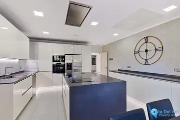 5 bedroom House for Sale in Guadalmina Baja-43814