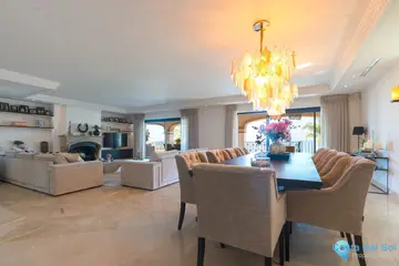 5 bedroom House for Sale in La Cala de Mijas-43864
