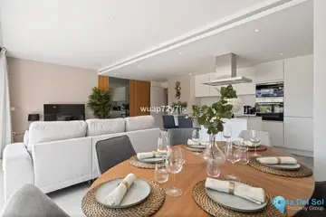 3 bedroom Apartment for Sale in Selwo-101495