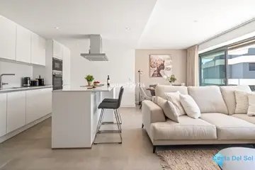 3 bedroom Apartment for Sale in Selwo-101498
