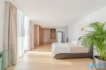 5 bedroom House for Sale in El Paraiso-44036