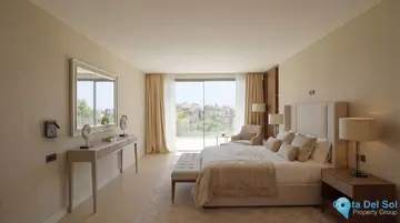 4 bedroom House for Sale in El Rosario-44069