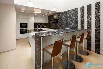 6 bedroom Apartment for Sale in Marbella-44181