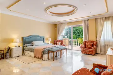 5 bedroom House for Sale in Nueva Andalucía-44299