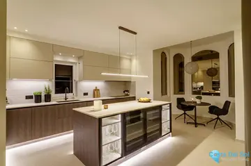 6 bedroom House for Sale in Nueva Andalucía-44435