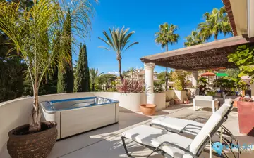 3 bedroom Apartment for Sale in Nueva Andalucía-44531